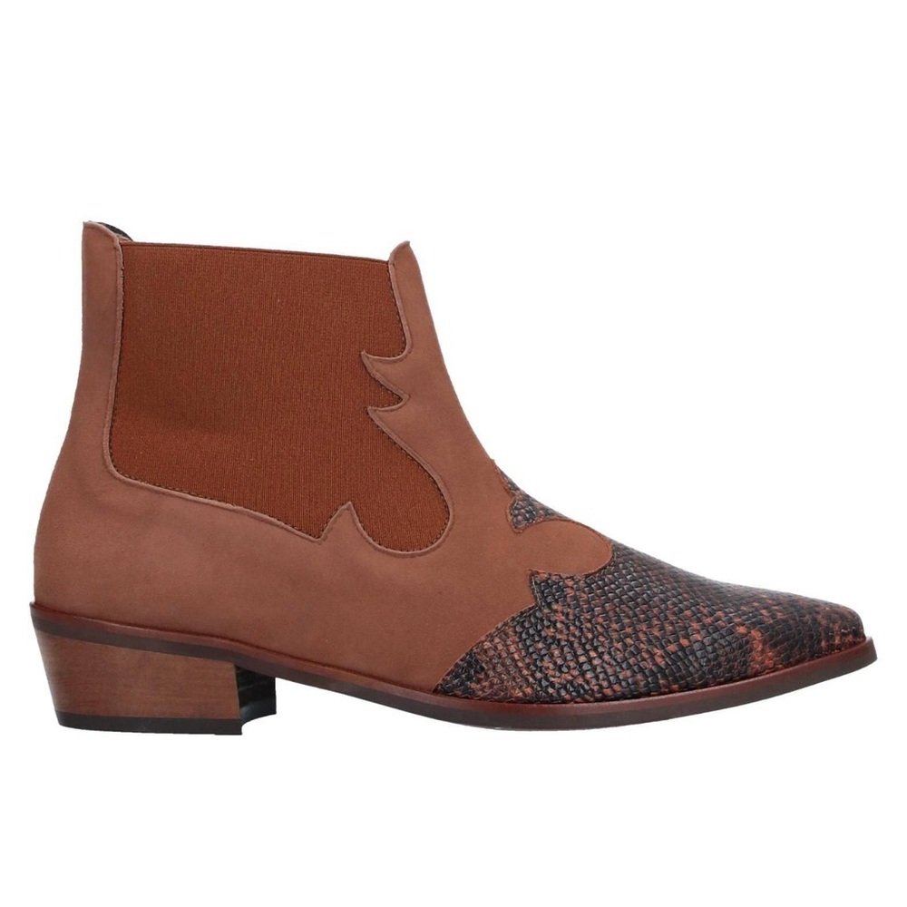 Ankle boots-size 6 made in Spain
